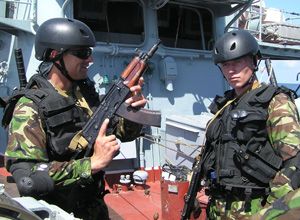 ѳ -2011:   !