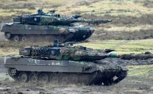     ͳ Leopard 2      